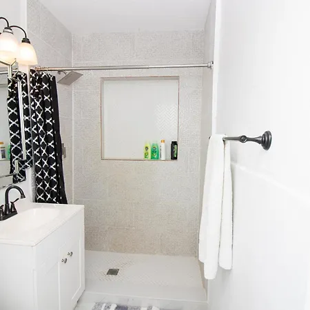 Shared Home - Close To The Beach Riviera Beach Exterior foto