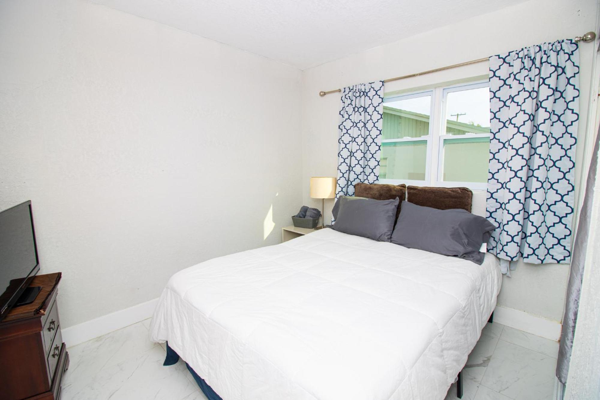 Shared - Close To The Riviera Beach